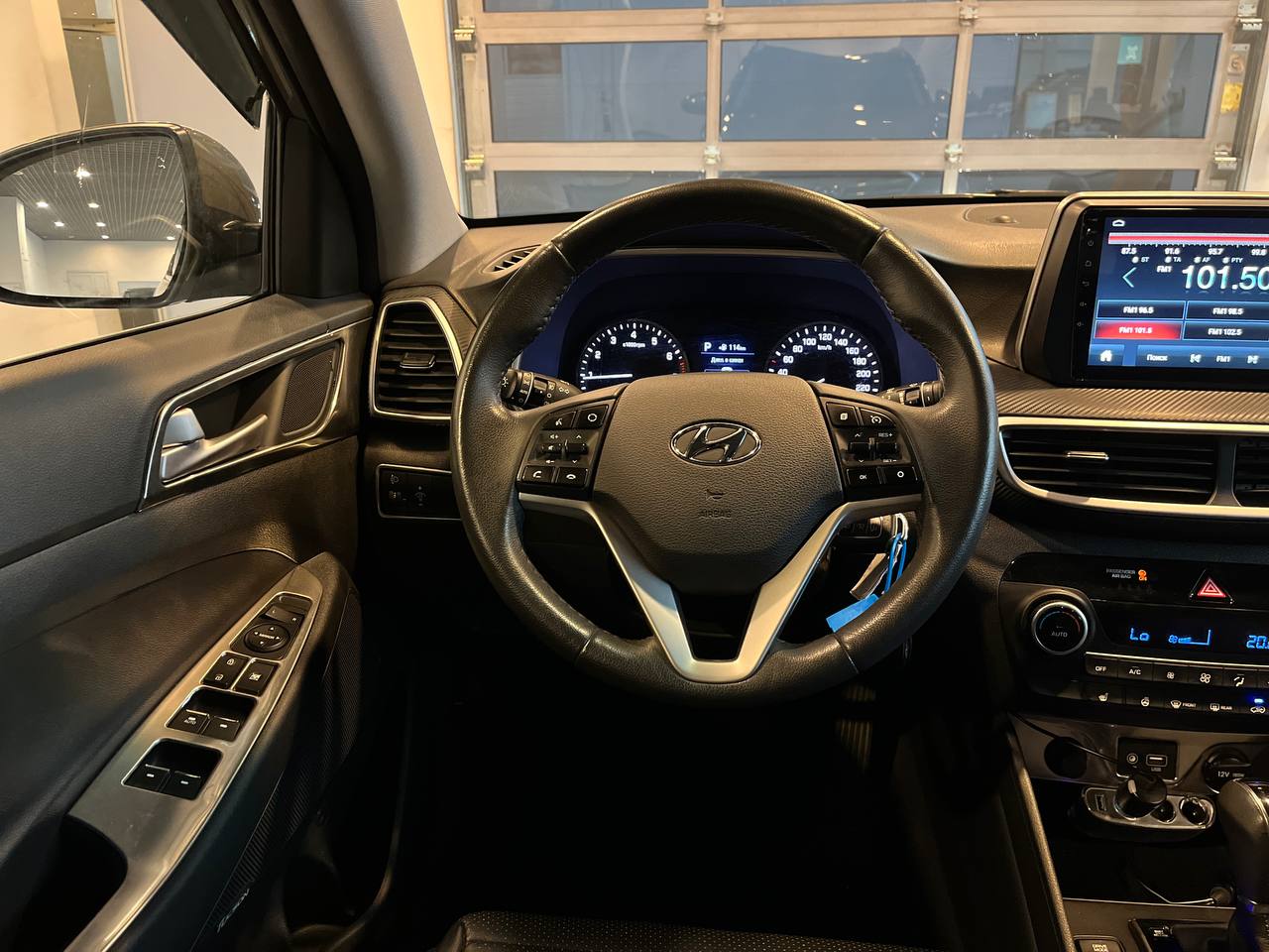 HYUNDAI TUCSON
