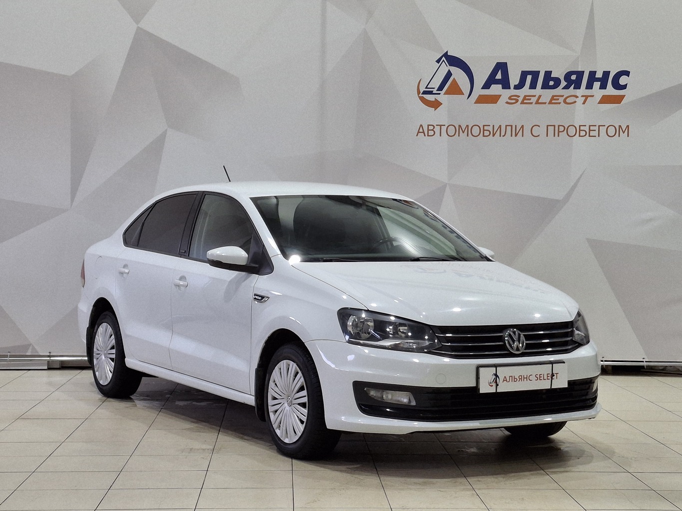VOLKSWAGEN POLO