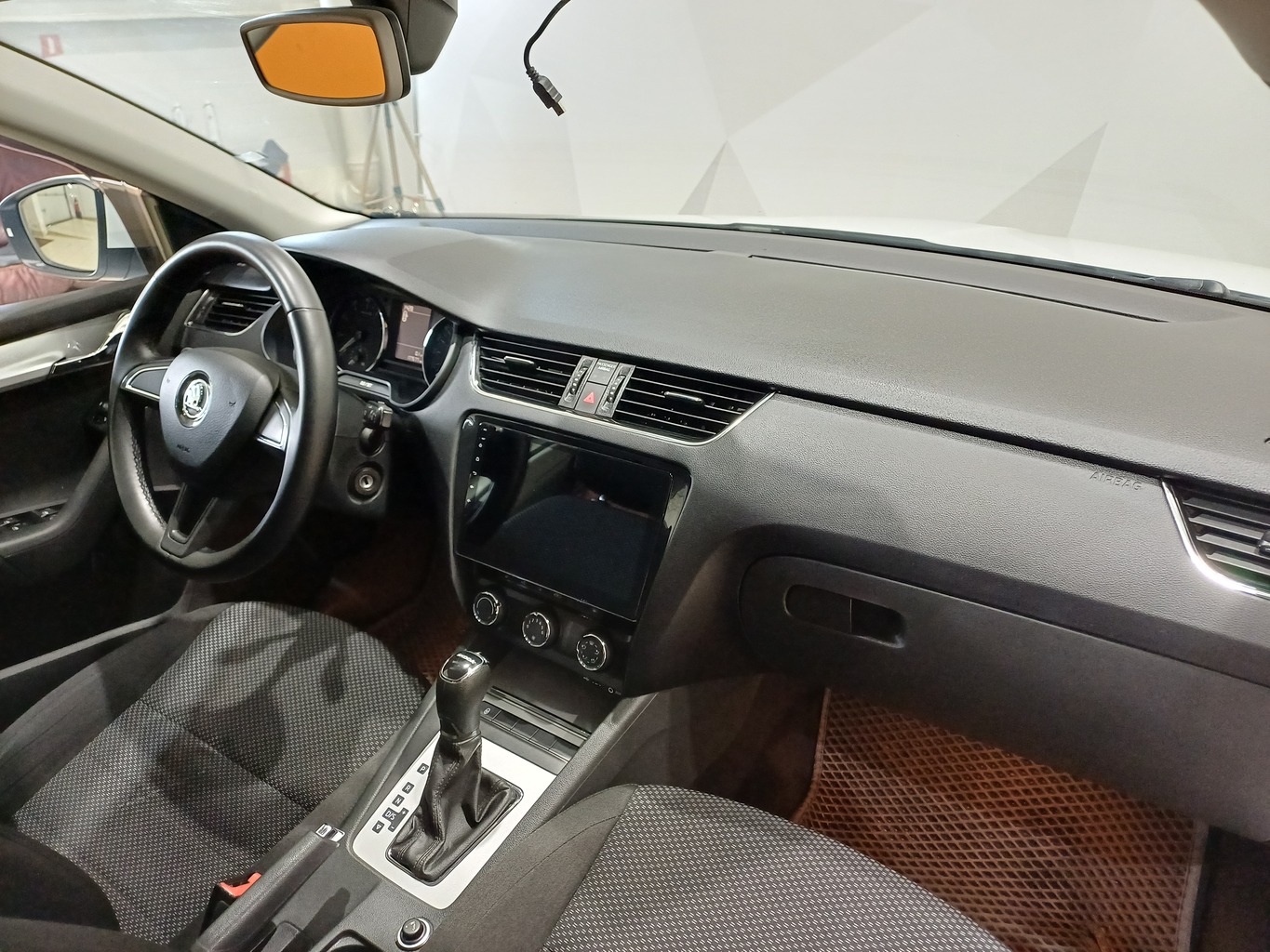 SKODA OKTAVIA