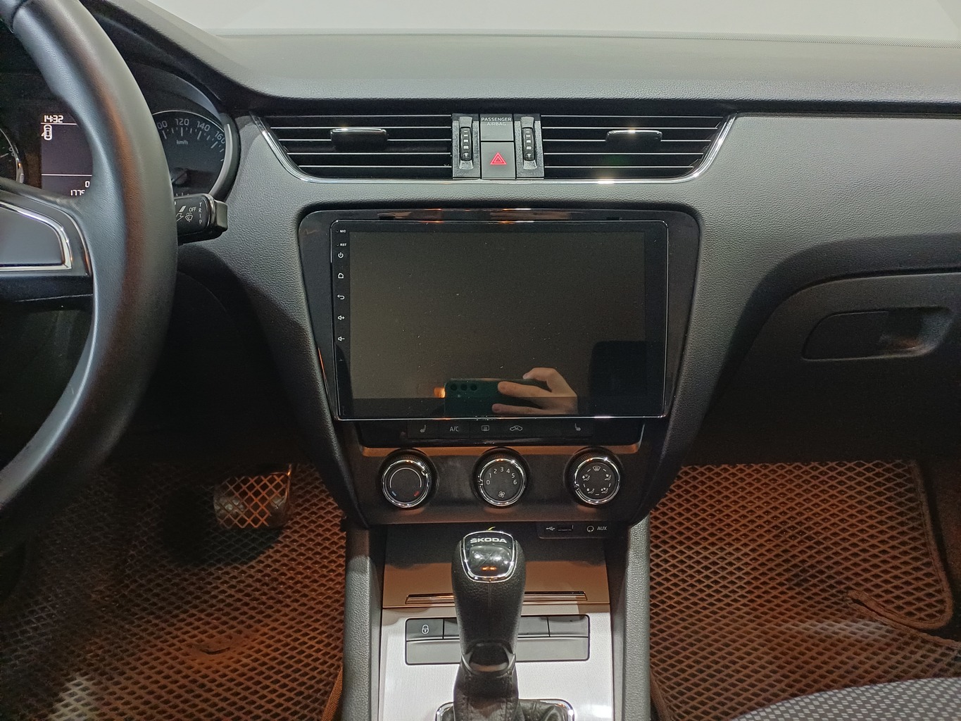 SKODA OKTAVIA