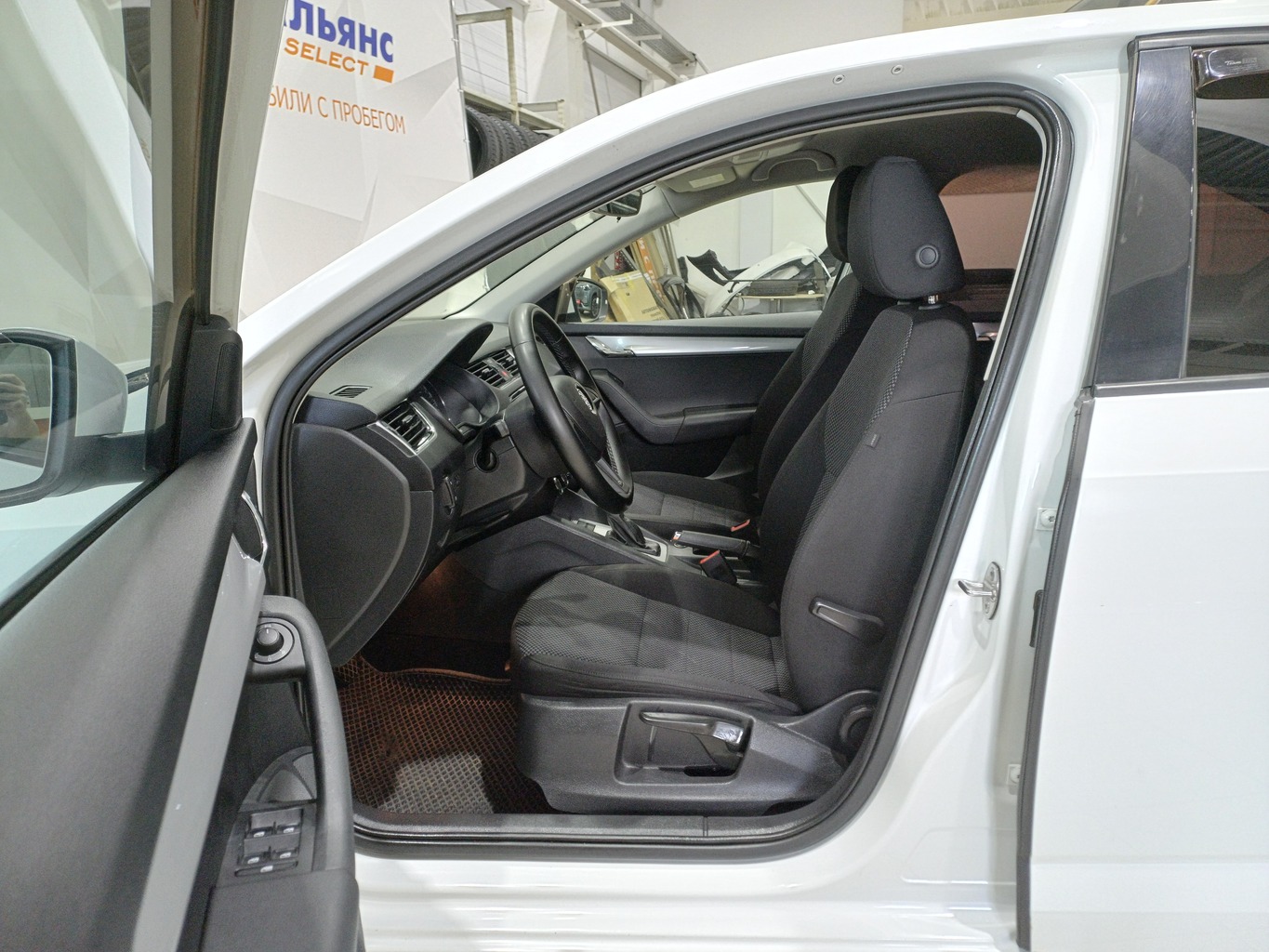 SKODA OKTAVIA