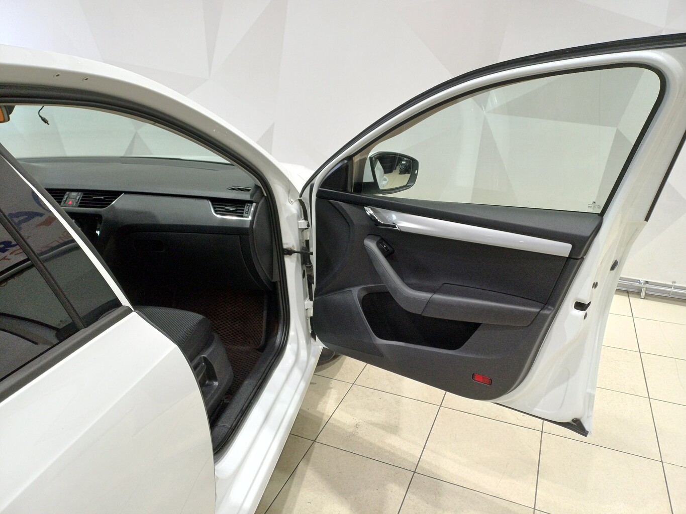 SKODA OKTAVIA