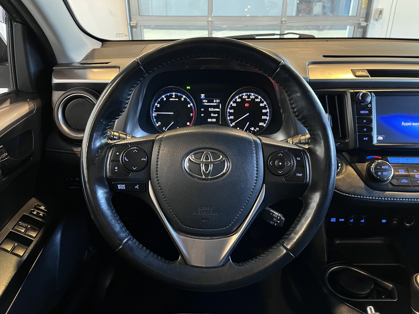 TOYOTA RAV4