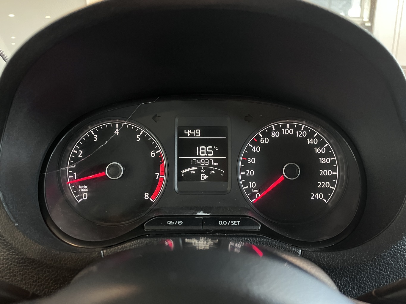VOLKSWAGEN POLO