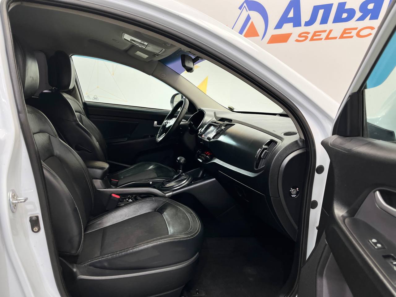 KIA SPORTAGE S
