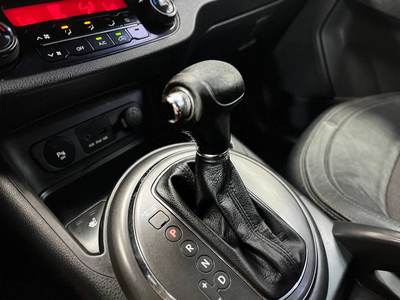KIA SPORTAGE S