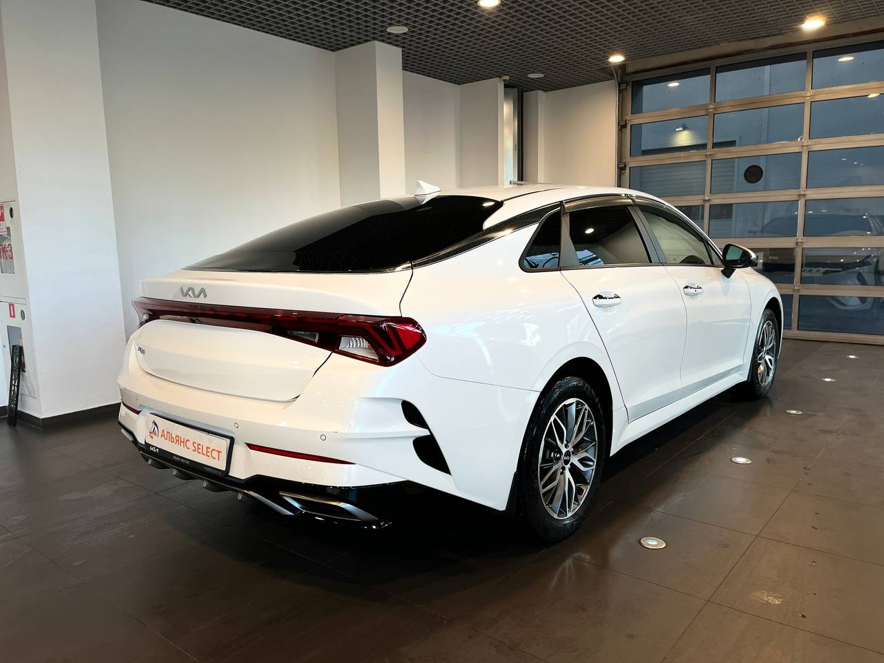 KIA K5