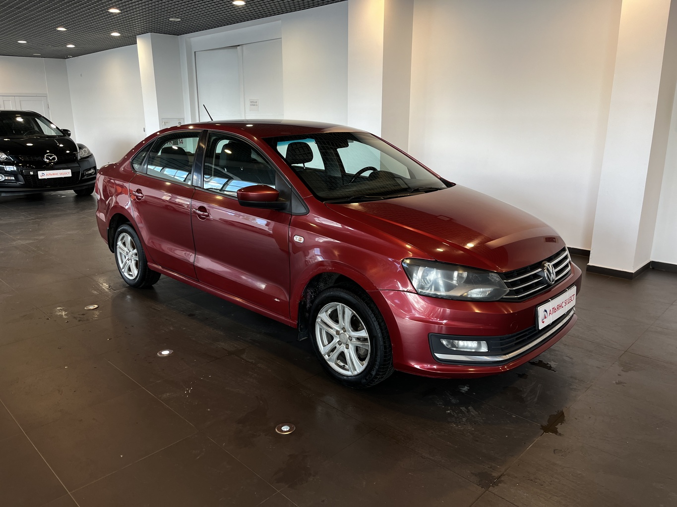 VOLKSWAGEN POLO
