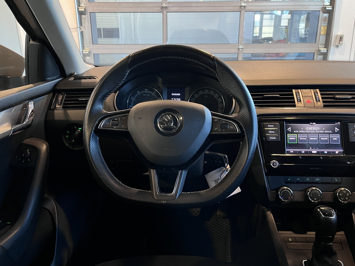 SKODA OKTAVIA