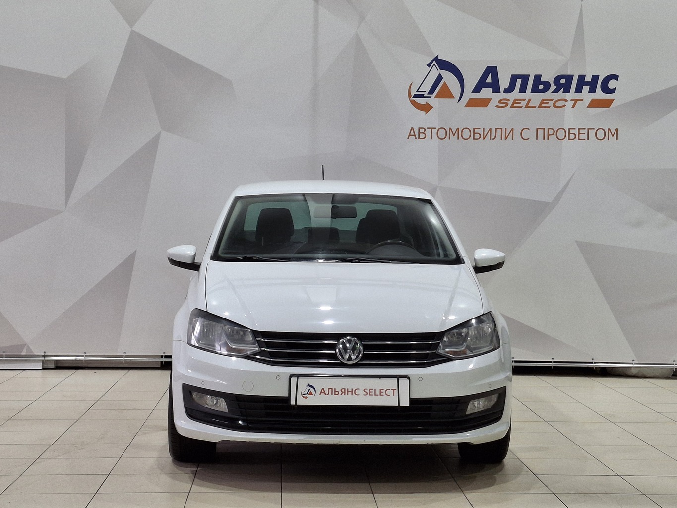 VOLKSWAGEN POLO