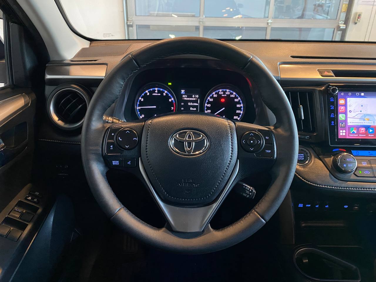 TOYOTA RAV4