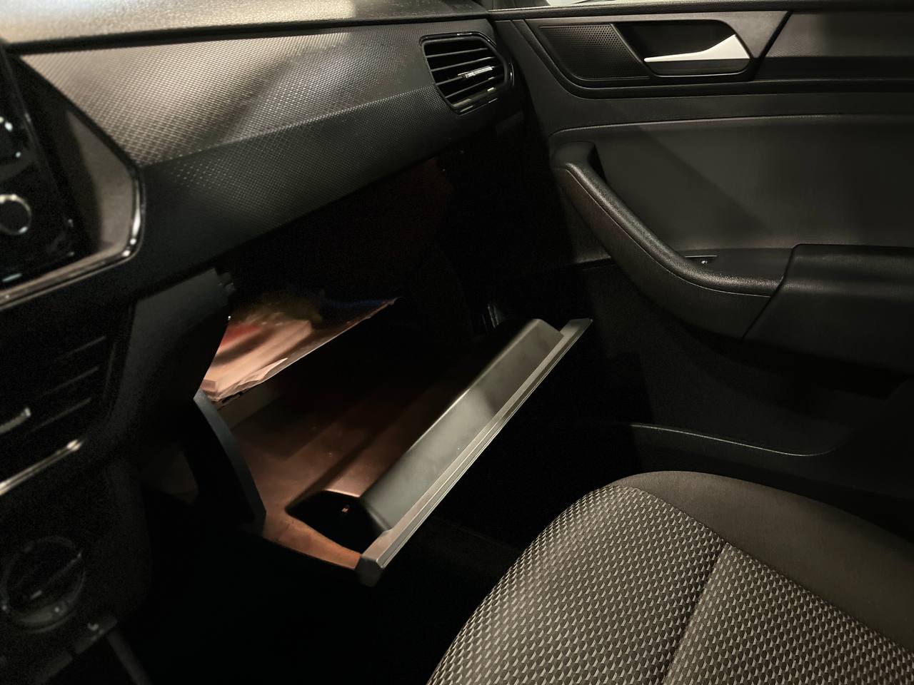 VOLKSWAGEN POLO (ХЭТЧБЕК)