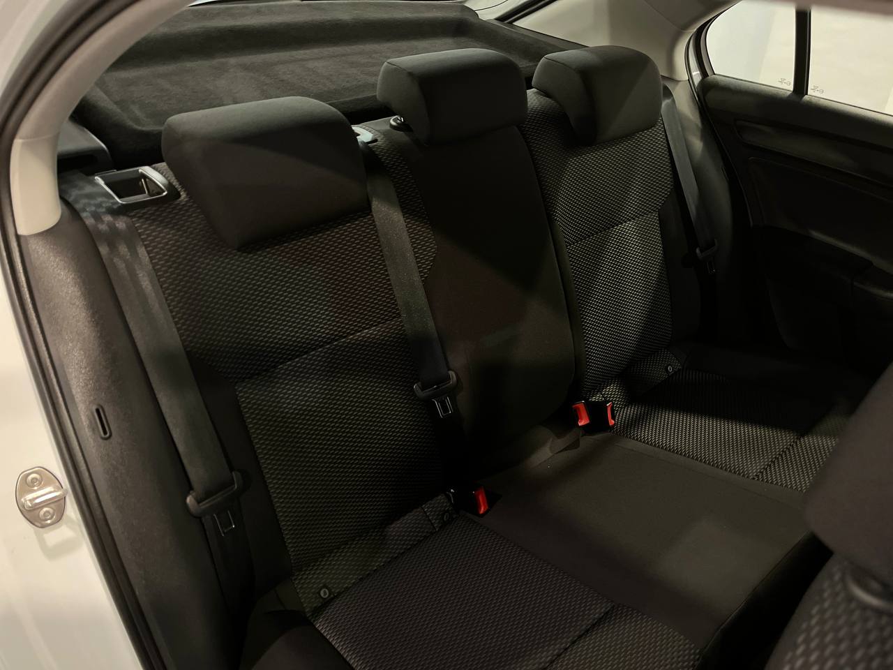 VOLKSWAGEN POLO (ХЭТЧБЕК)