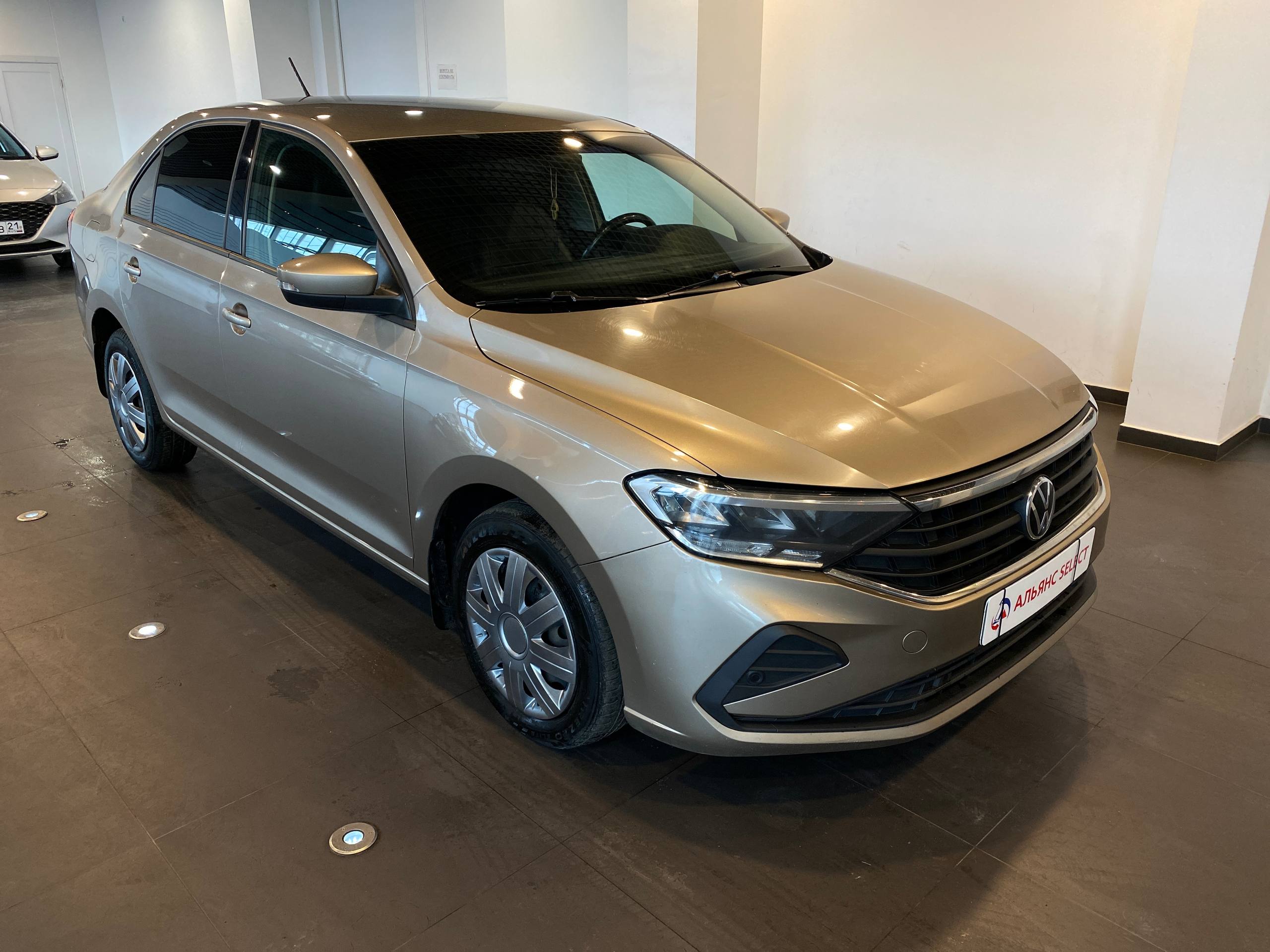 VOLKSWAGEN POLO