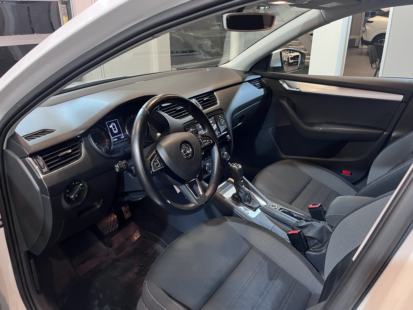 SKODA OKTAVIA