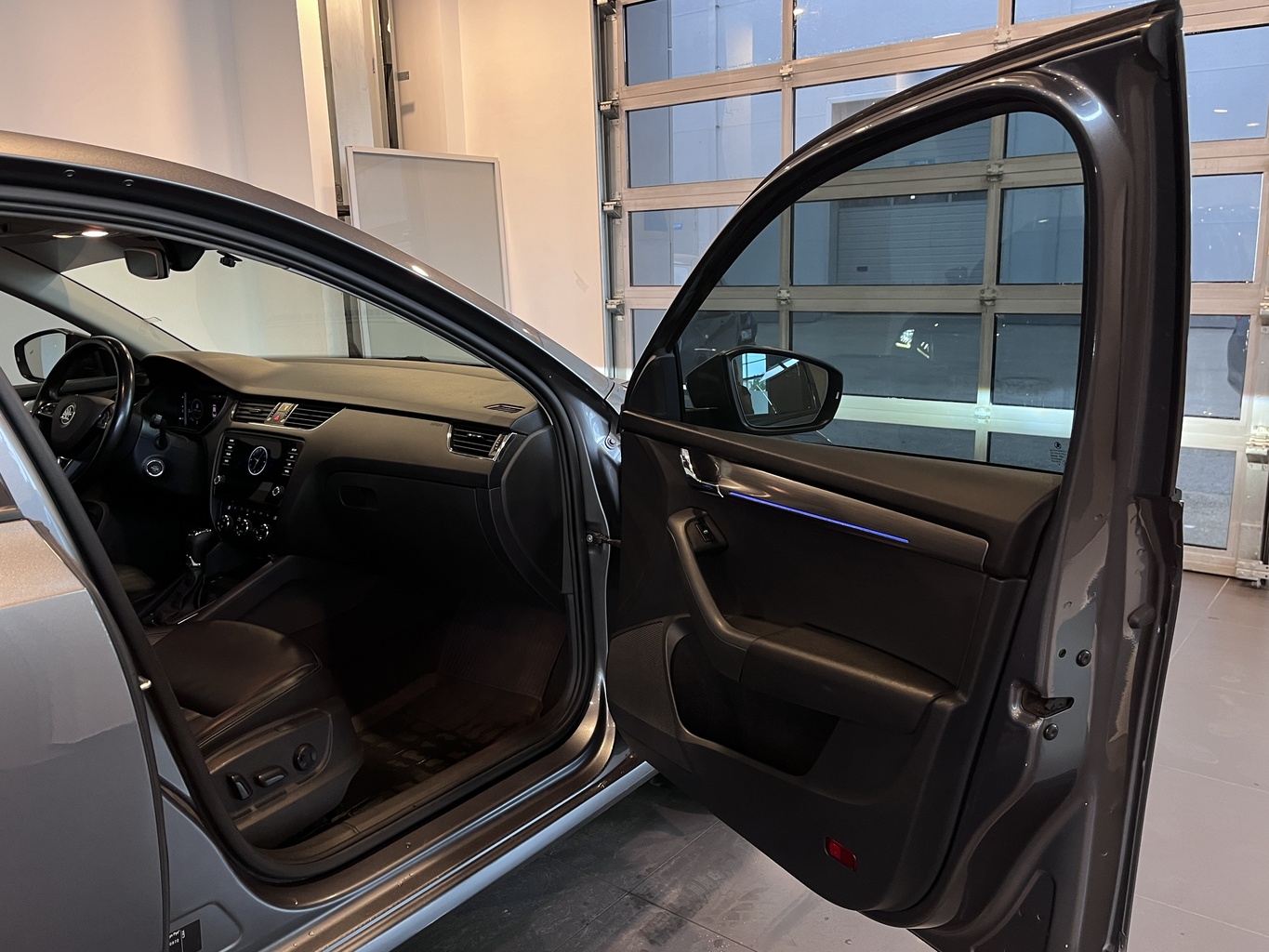 SKODA OKTAVIA