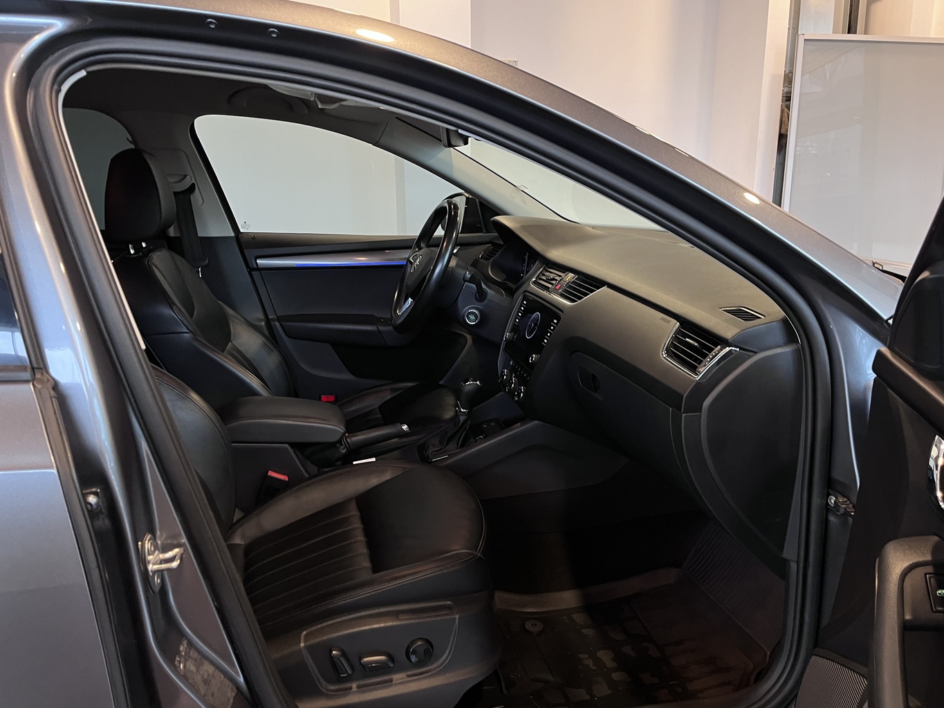 SKODA OKTAVIA