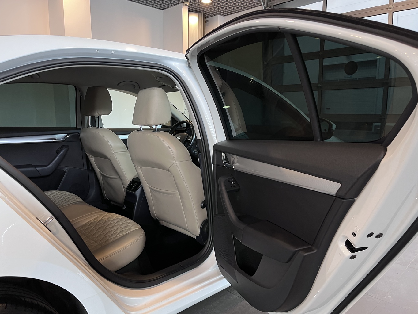 SKODA OKTAVIA