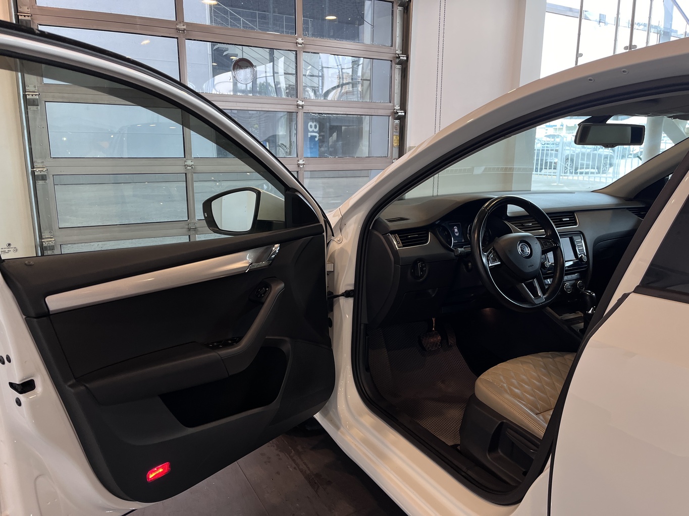 SKODA OKTAVIA