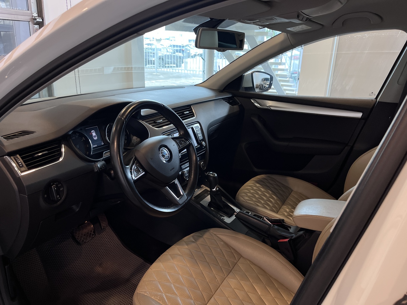 SKODA OKTAVIA