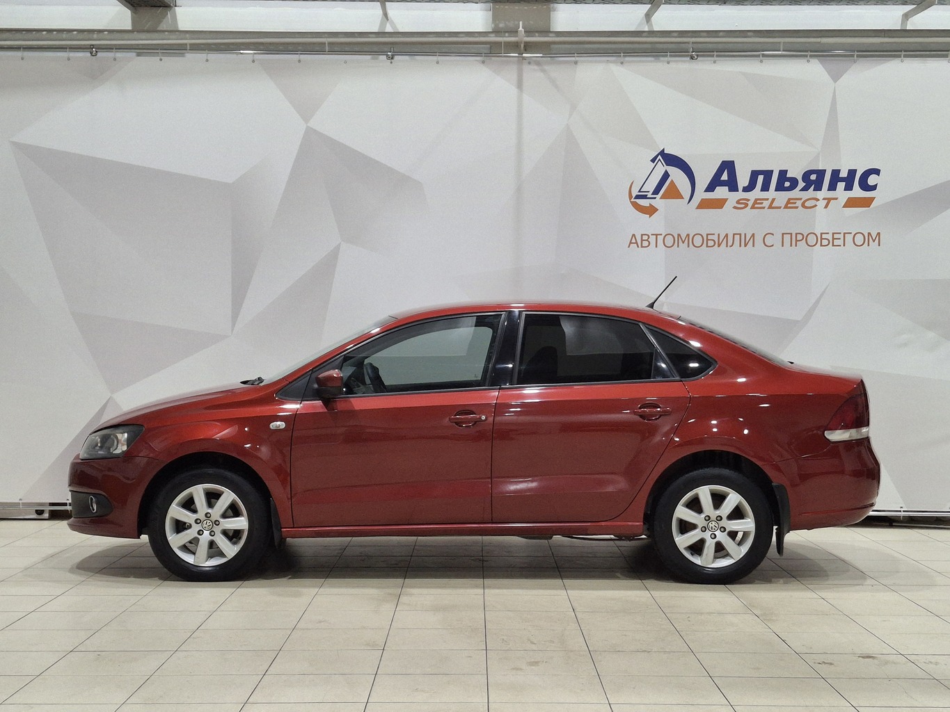 VOLKSWAGEN POLO