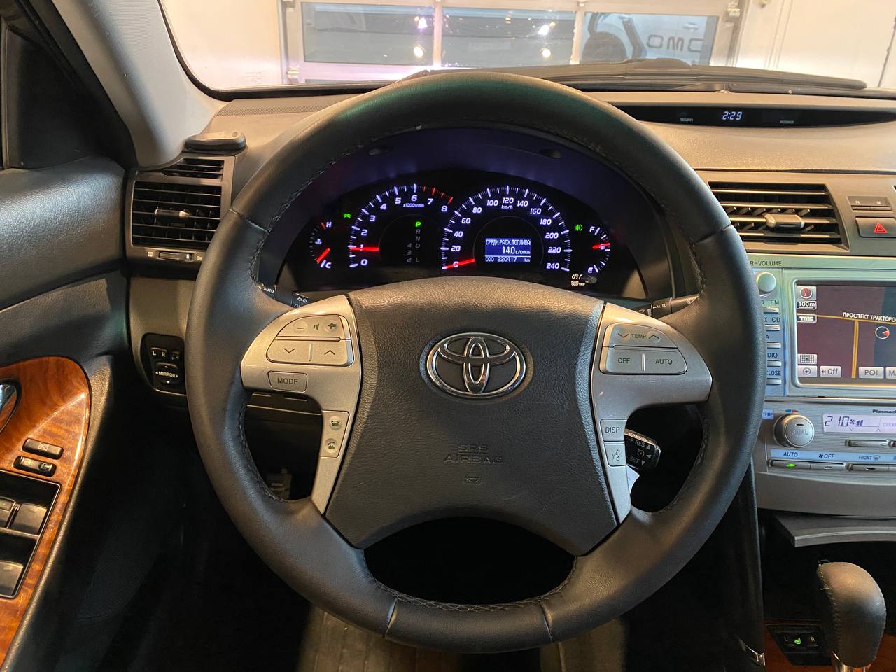 TOYOTA CAMRY