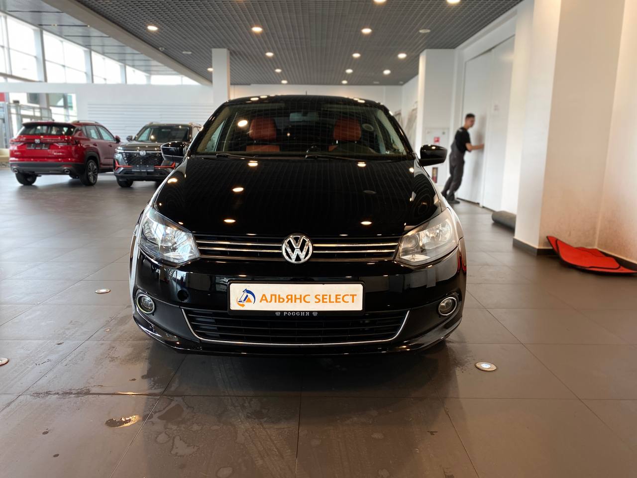 VOLKSWAGEN POLO