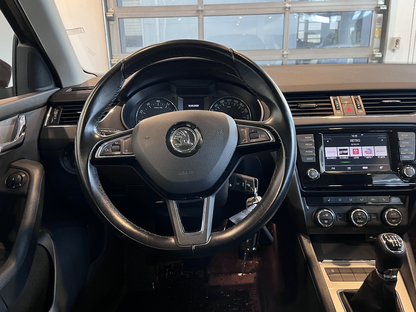 SKODA OKTAVIA