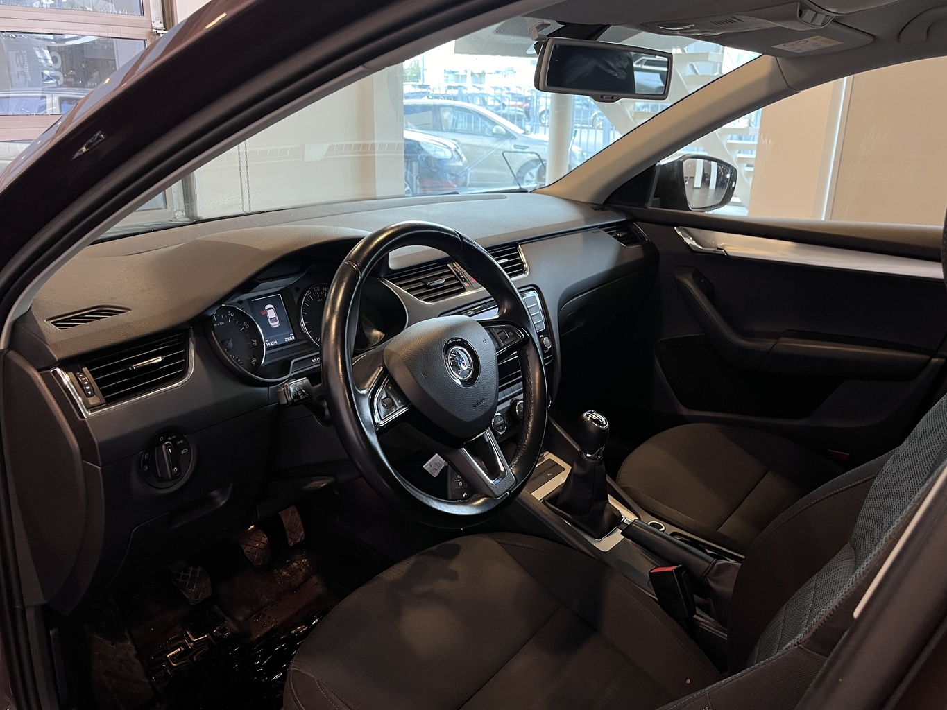 SKODA OKTAVIA