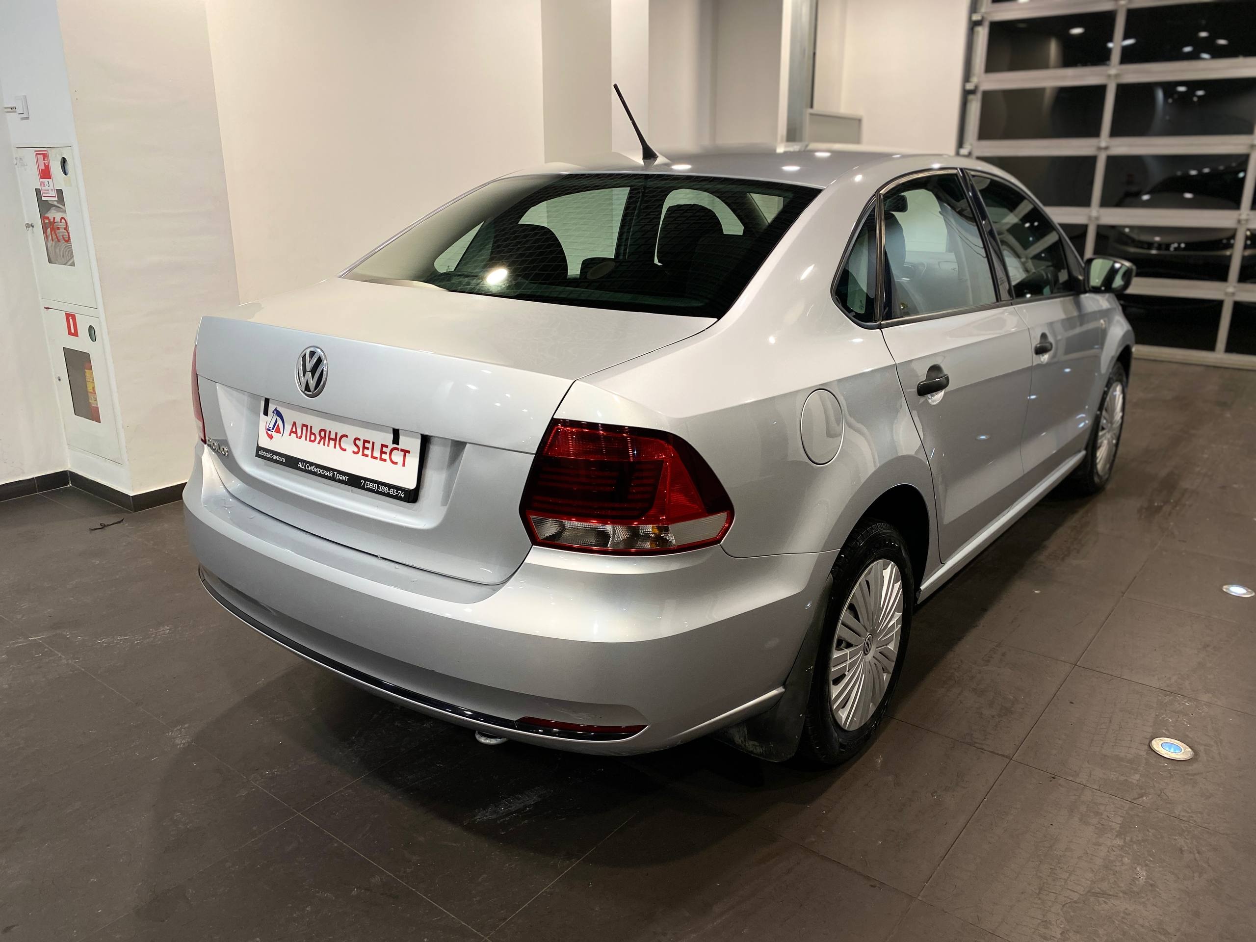 VOLKSWAGEN POLO (ХЭТЧБЕК)