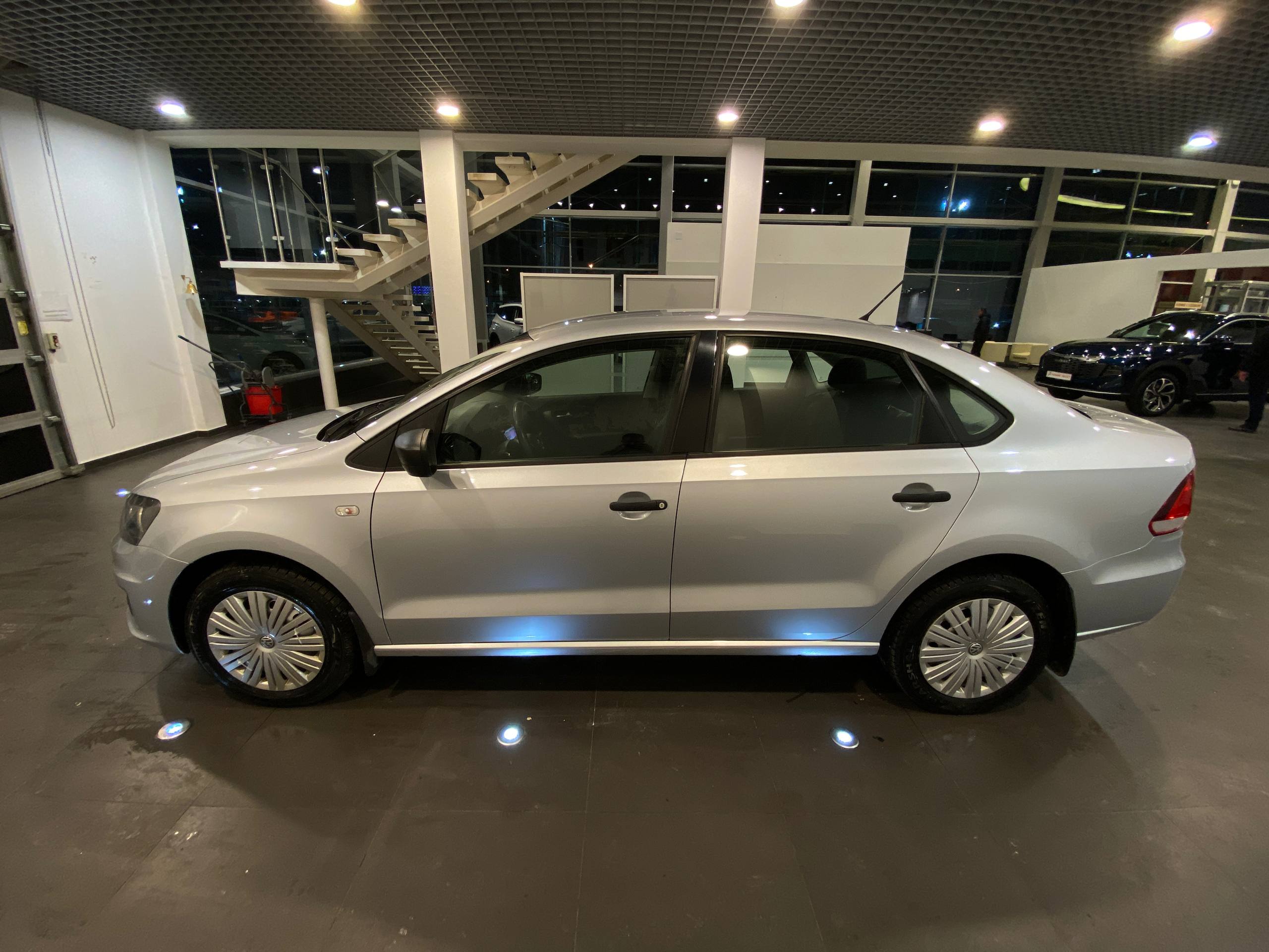 VOLKSWAGEN POLO (ХЭТЧБЕК)