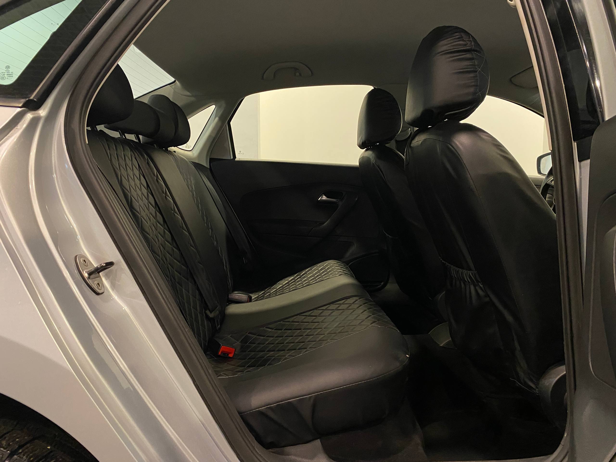 VOLKSWAGEN POLO (ХЭТЧБЕК)