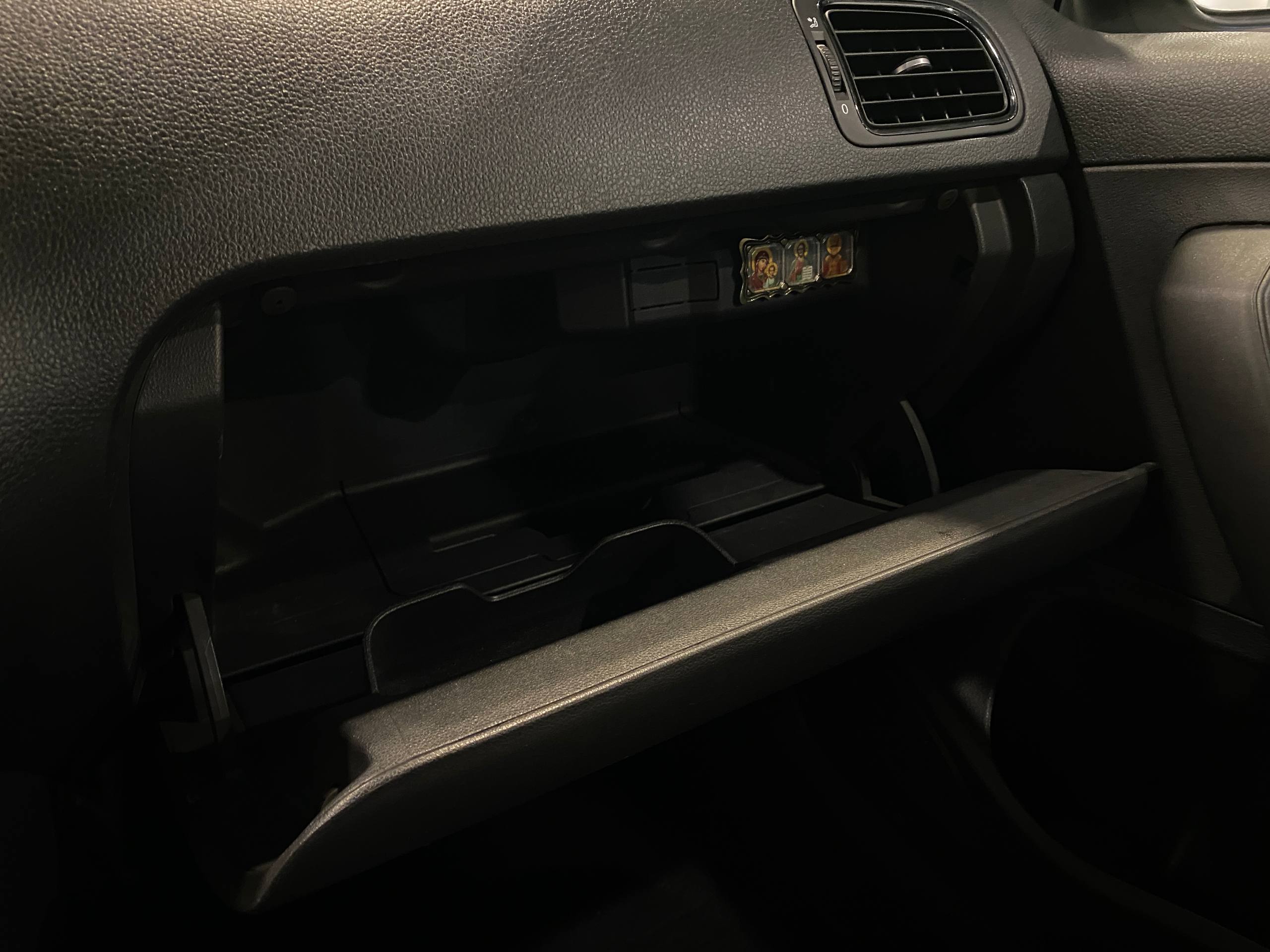 VOLKSWAGEN POLO (ХЭТЧБЕК)