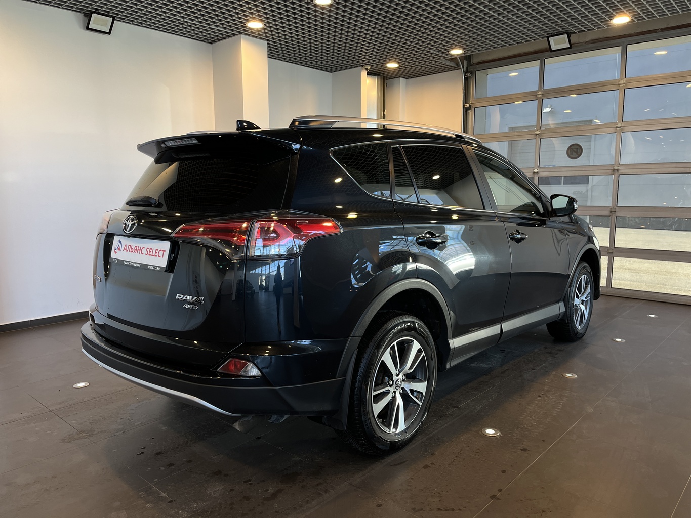 TOYOTA RAV4