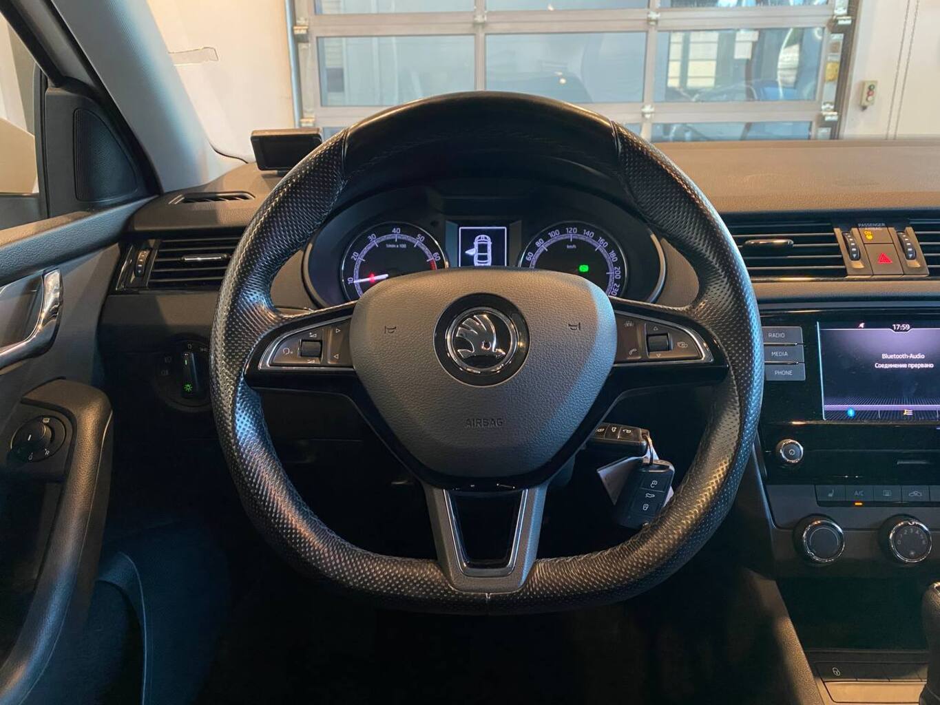 SKODA OKTAVIA