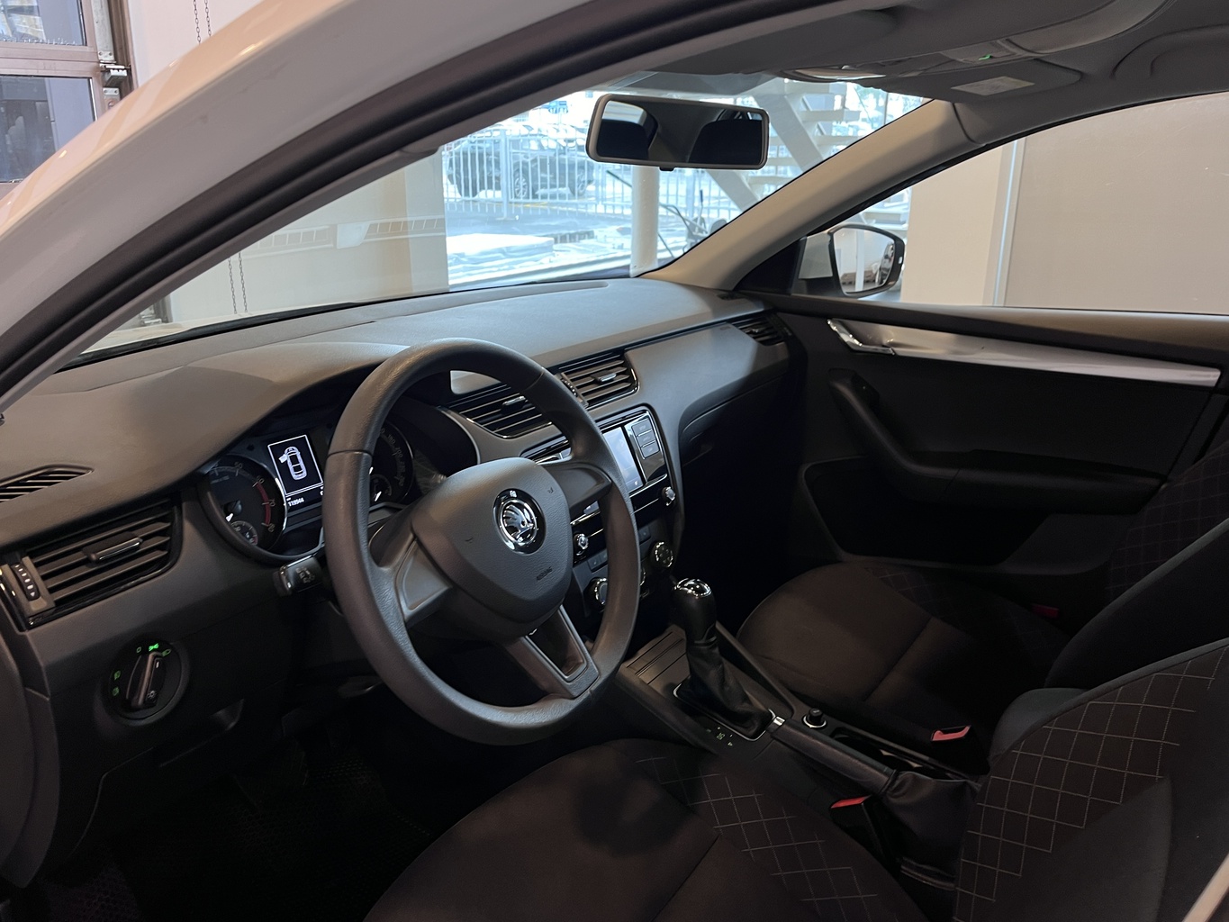 SKODA OKTAVIA