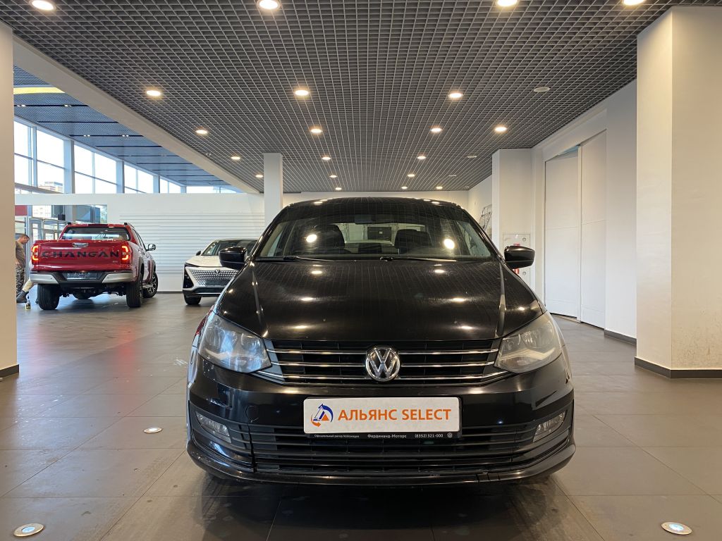 VOLKSWAGEN POLO