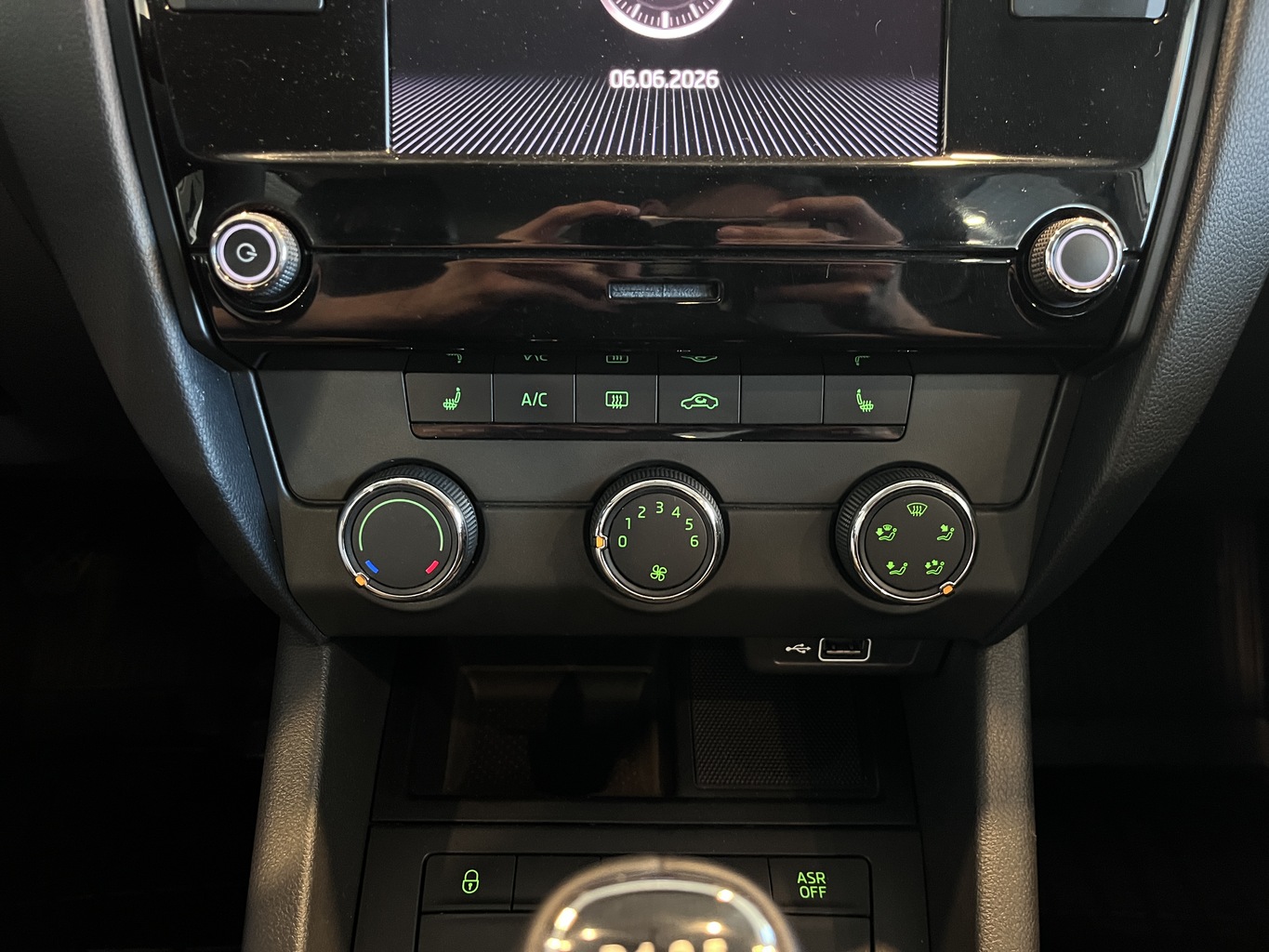 SKODA OKTAVIA