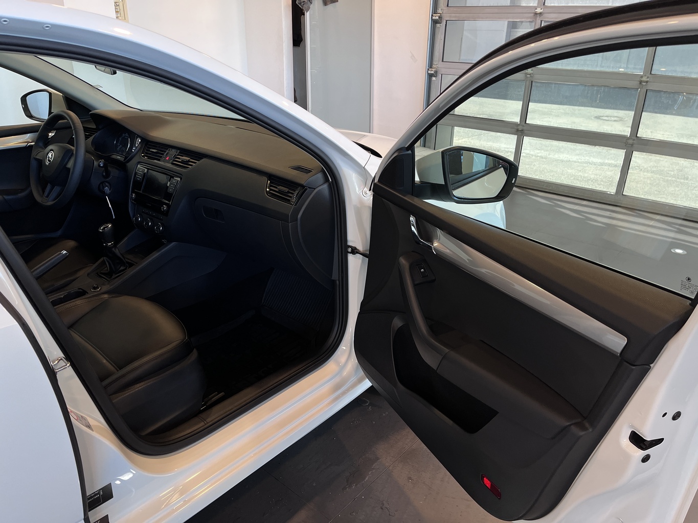 SKODA OKTAVIA
