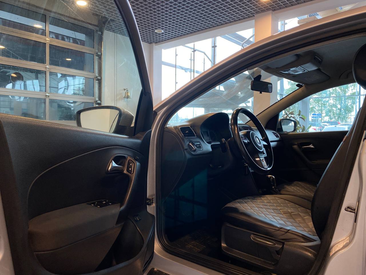 VOLKSWAGEN ФОЛЬКСВАГЕН