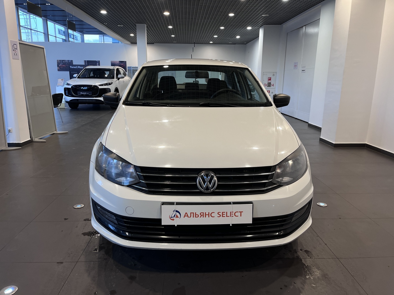 VOLKSWAGEN POLO