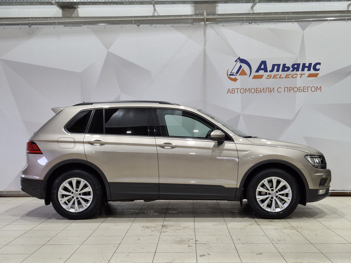 VOLKSWAGEN TIGUAN NEW
