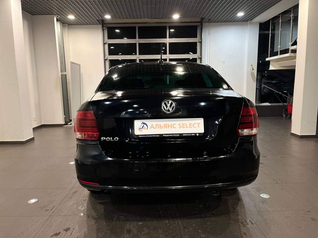 VOLKSWAGEN POLO