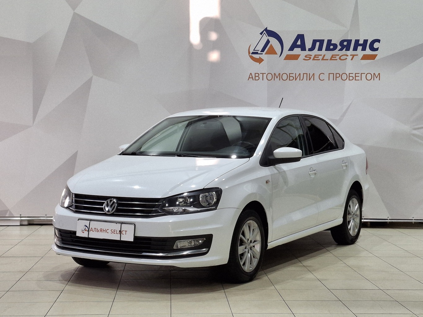 VOLKSWAGEN POLO