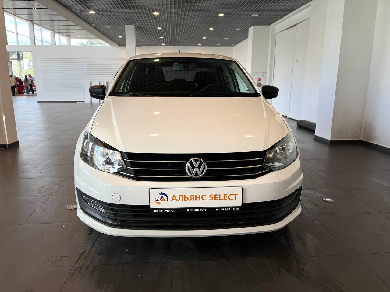 VOLKSWAGEN POLO