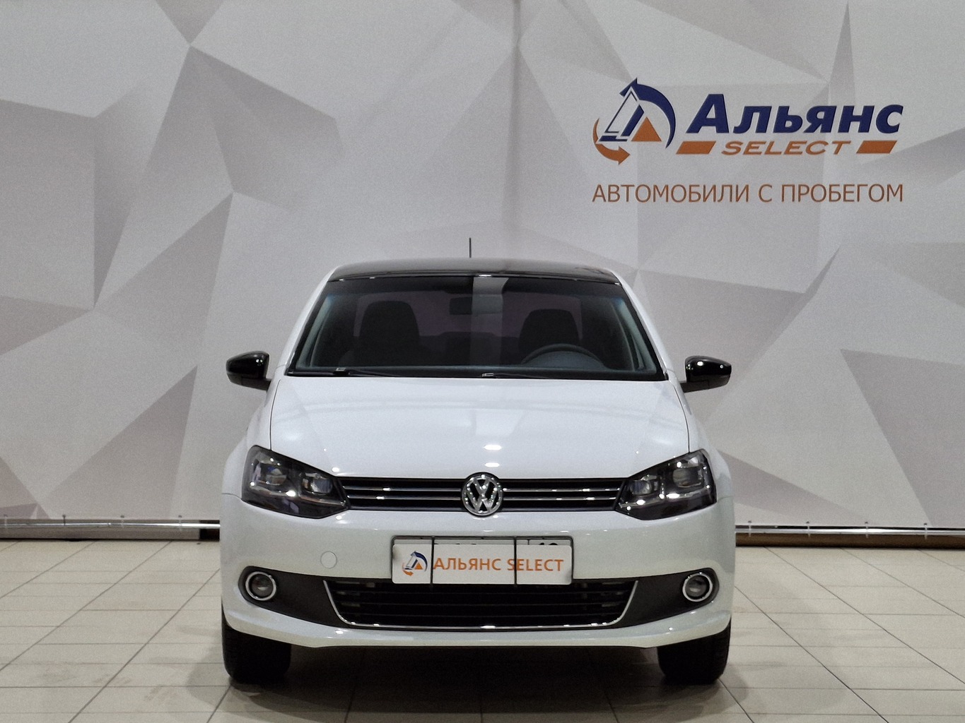 VOLKSWAGEN POLO