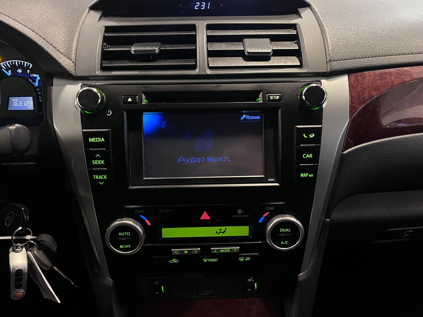 TOYOTA CAMRY