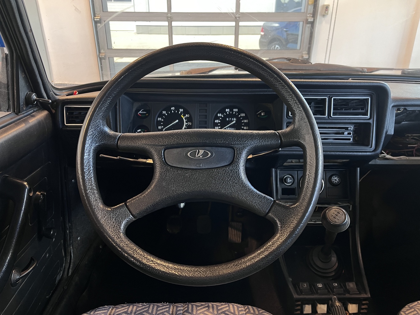 LADA 2104