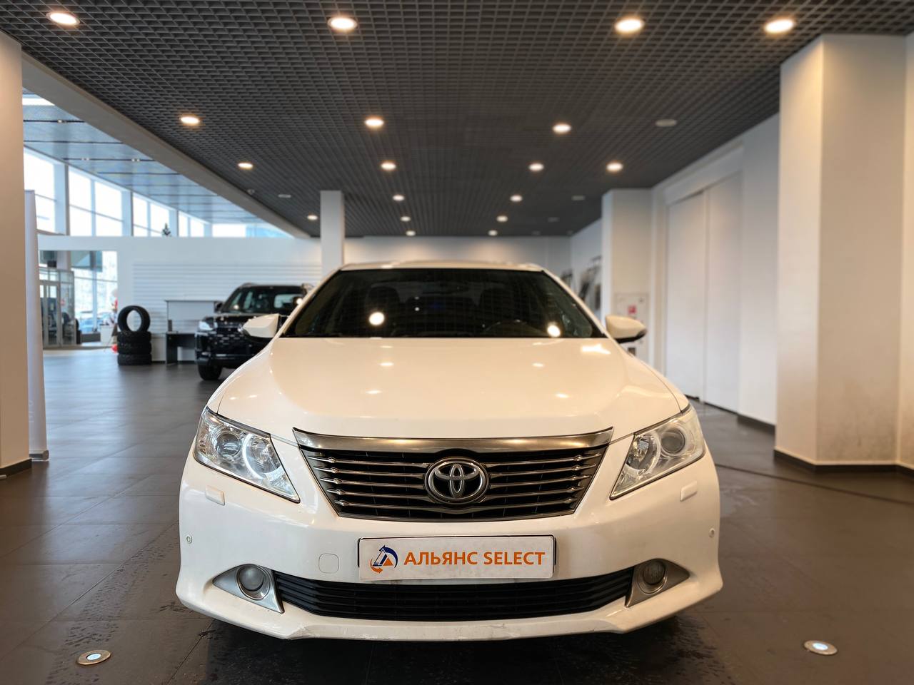 TOYOTA CAMRY