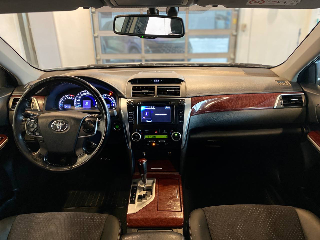 TOYOTA CAMRY